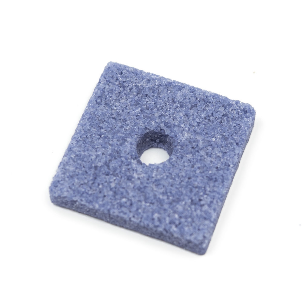 Sötétkék lyukas négyzet