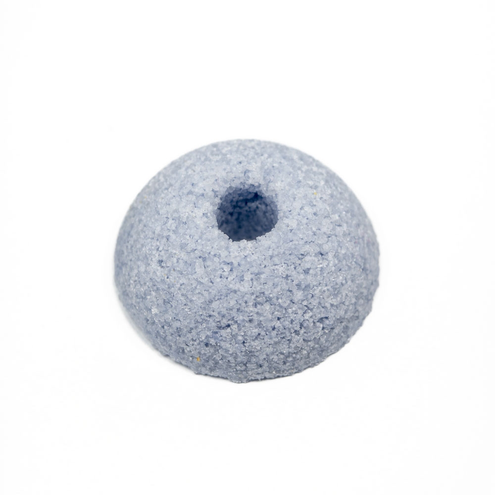 Világoskék lyukas félgömb